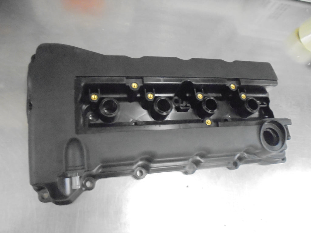 Mitsubishi Outlander-lancer Genuine Rocker Cover Assembly And Gasket N 