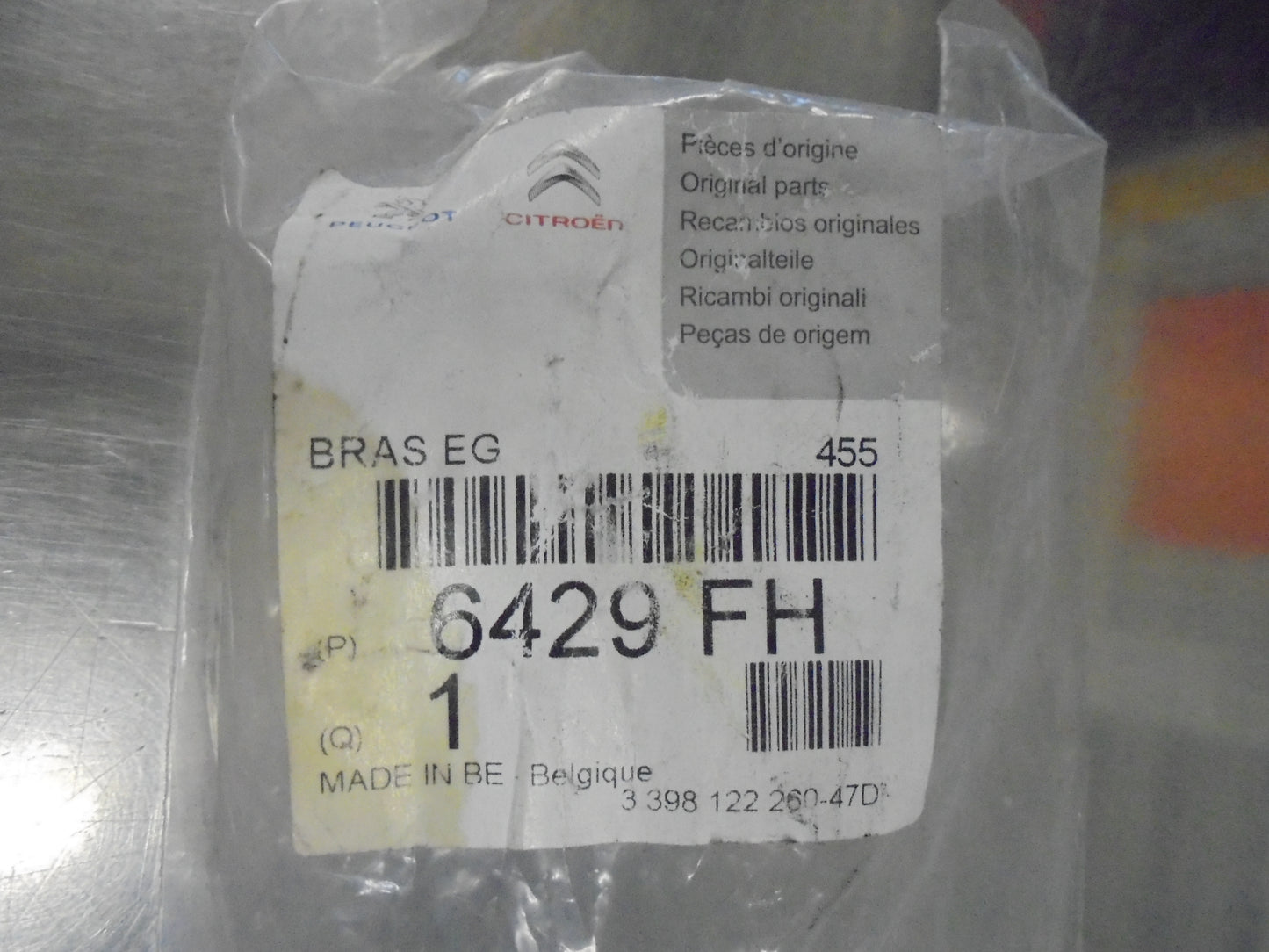 Peugeot Partner Genuine Driver Side Front Wiper Arm New Part