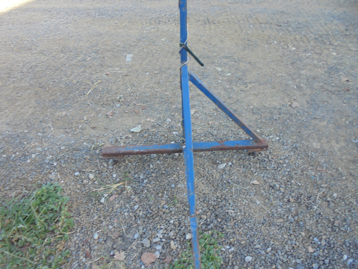 Welders Screen Frame On Wheels VGC Used Part