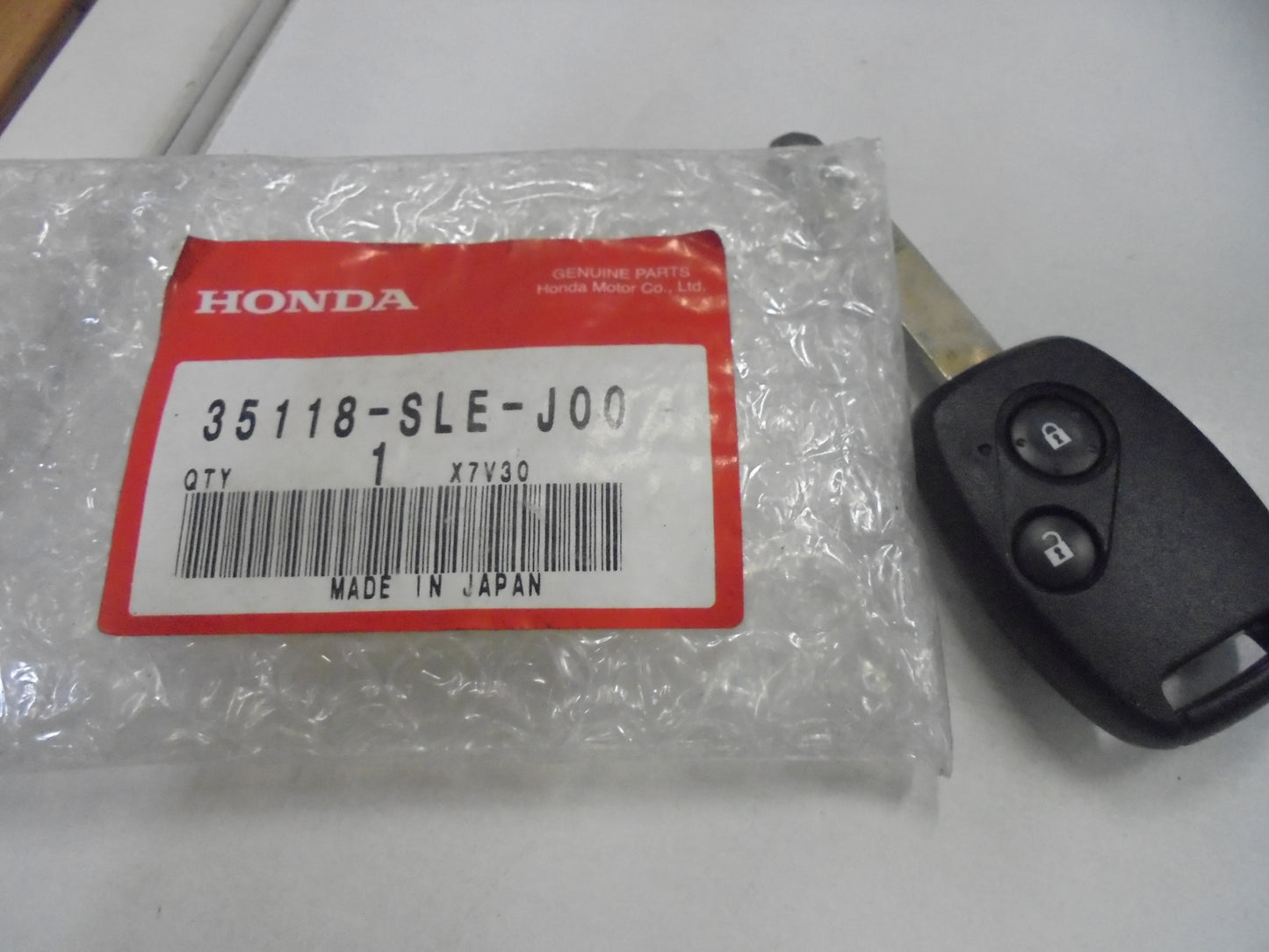 Honda Civic Genuine 2 Button Key (Blank) Uncut New Part