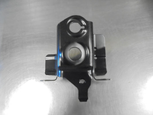 Honda CR-V Genuine Left Hand Front Inner Guard Bracket New Part