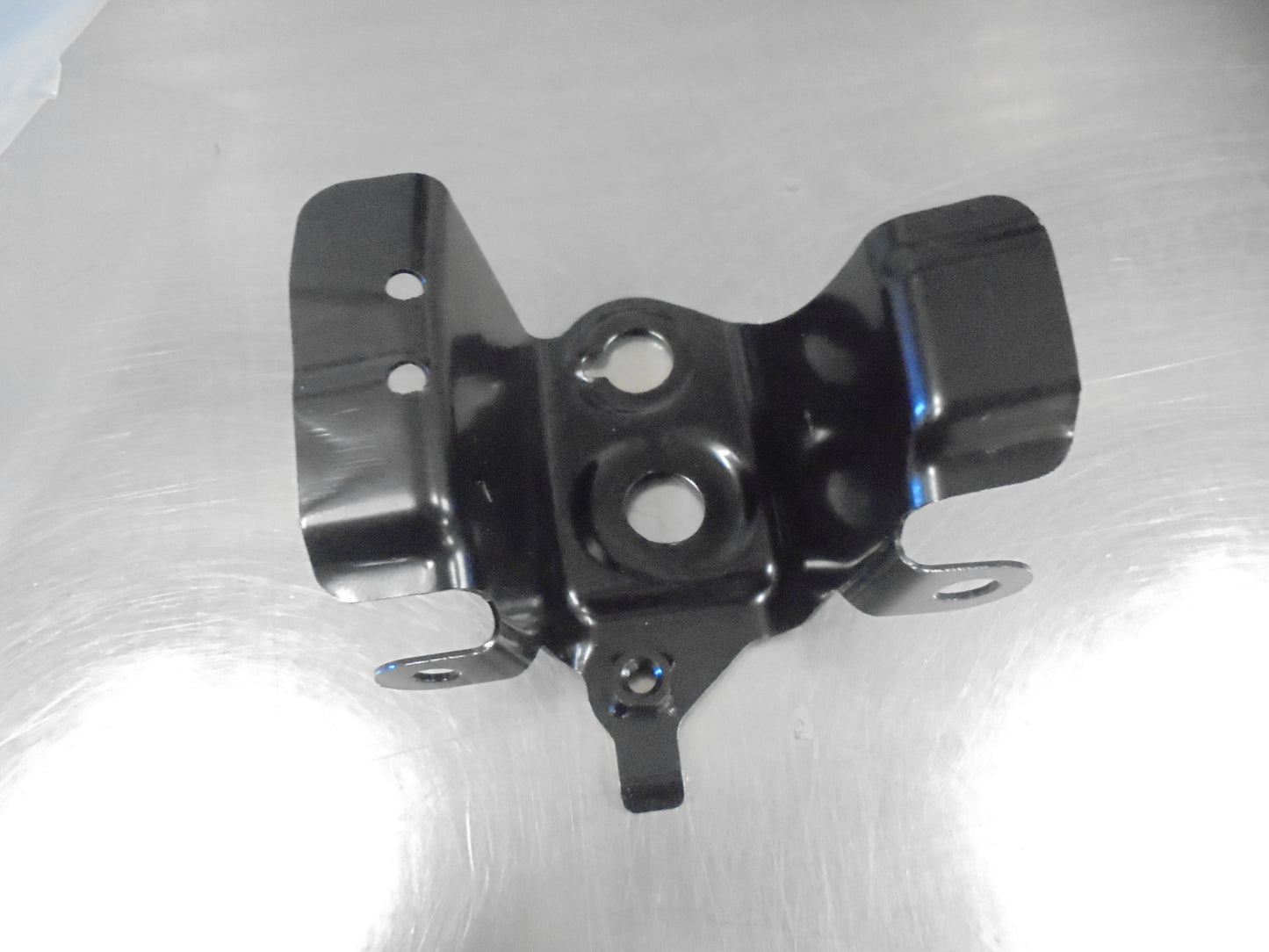 Honda CR-V Genuine Left Hand Front Inner Guard Bracket New Part