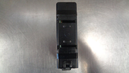 Toyota Landcruiser 70 Series Family Genuine A/C Amplifier Assy New Part