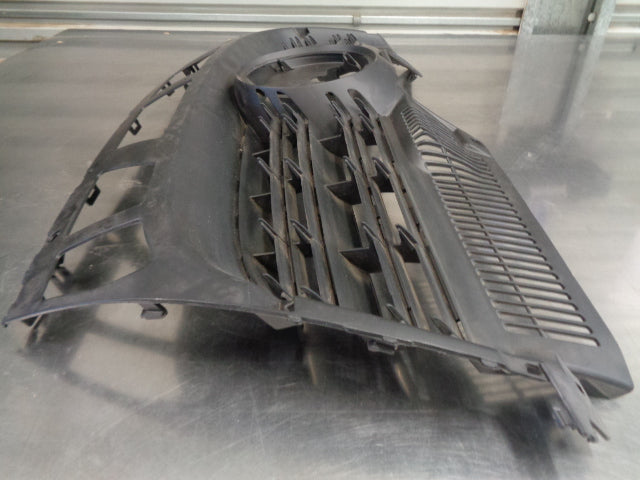 VW Jetta Genuine Upper Grille New Part