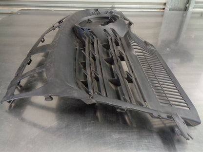 VW Jetta Genuine Upper Grille New Part