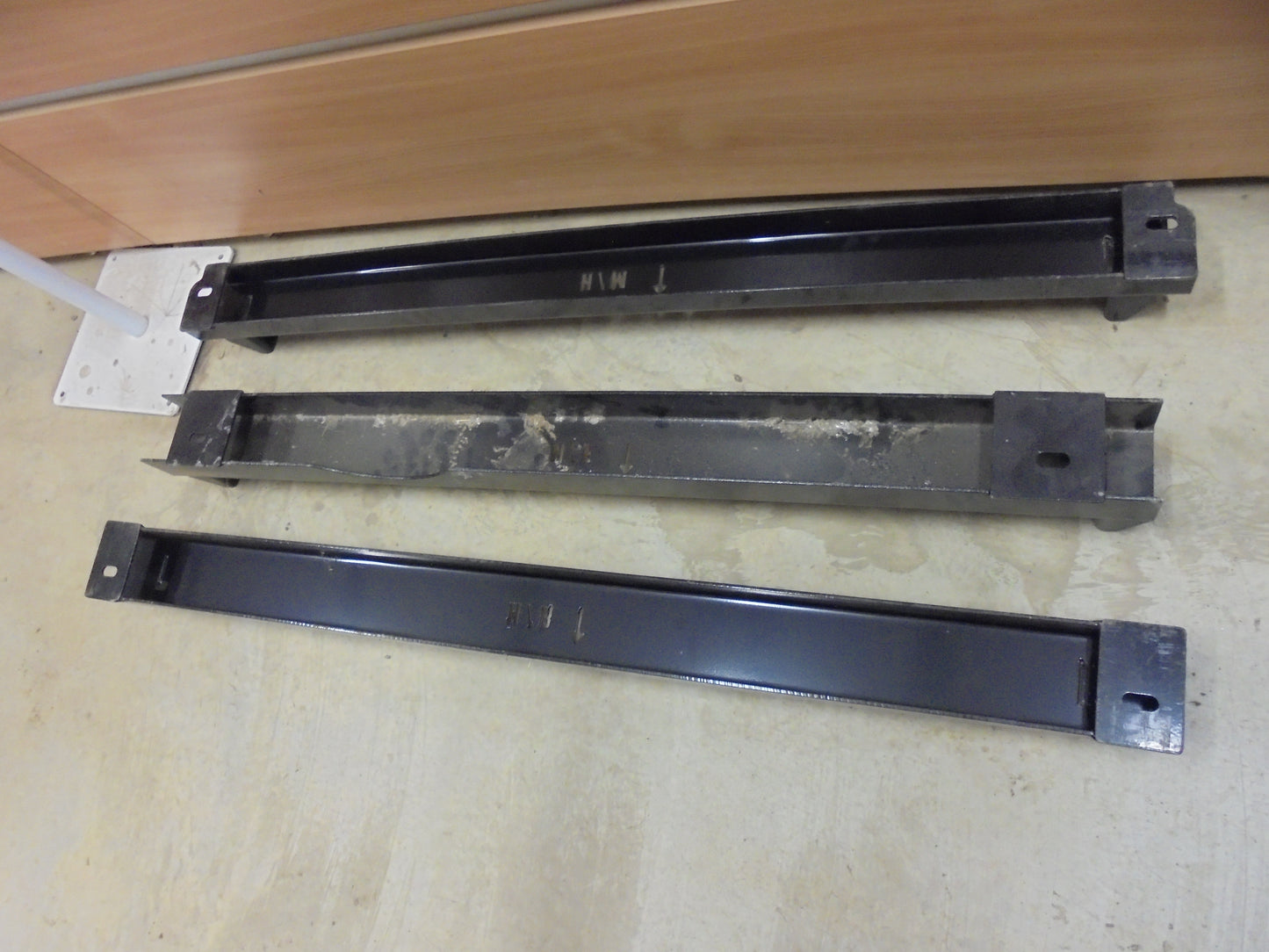 Tray Chassis Mount Set Of 3 Hanner Tone Steel New Part