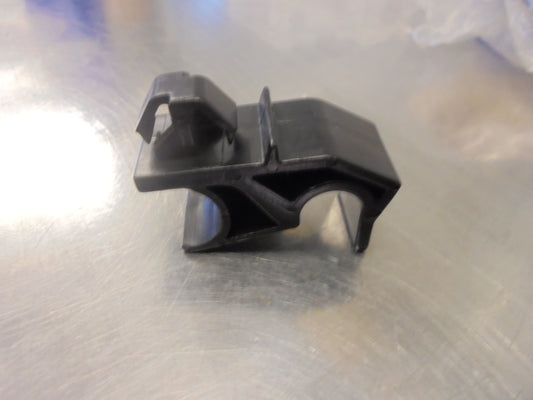 Subaru Impreza/Forester Genuine Hood Prop Clip New Part