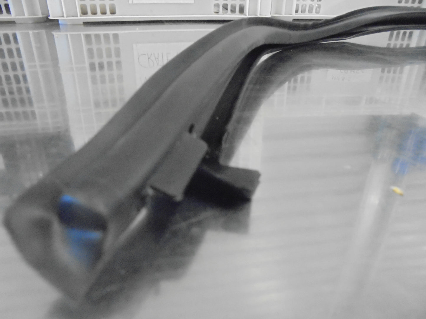 Holden Captiva Genuine Left Hand Rear Door Seal New Part