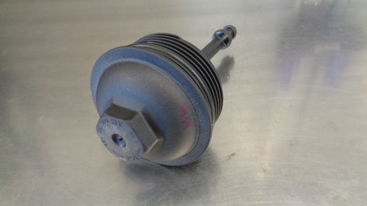 Volkswagen Passat Genuine Engine Oil Filter Housing Cover New Part