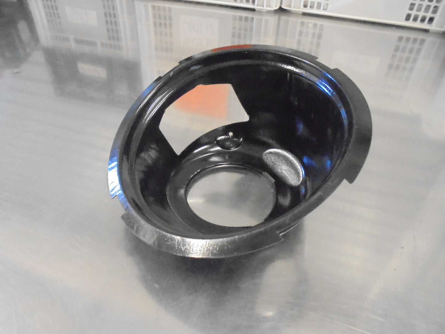 Holden VE Commodore/Caprice Genuine Fuel Tank Filler Housing New Part