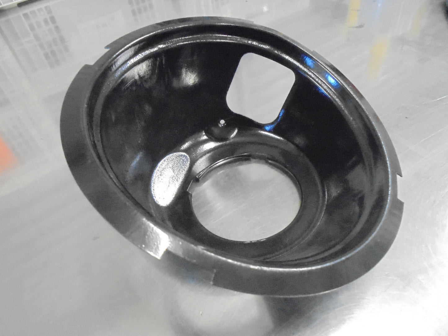 Holden VE Commodore/Caprice Genuine Fuel Tank Filler Housing New Part