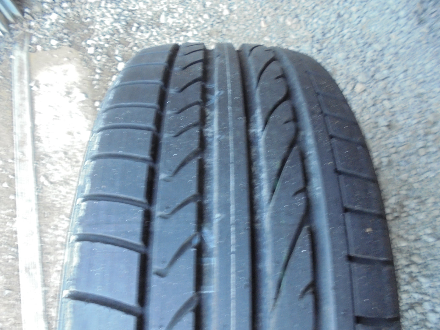 Holden VF SS-SV6 Genuine 18 Inch Rim And Bridgestone Potenza 245/45R 18 New Part