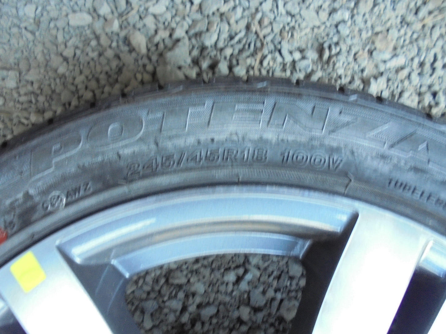 Holden VF SS-SV6 Genuine 18 Inch Rim And Bridgestone Potenza 245/45R 18 New Part