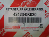 Toyota Hilux Genuine Rear Axle Bearing Retainer New Part