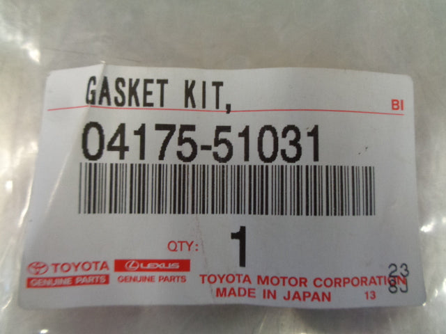 Toyota Landcruiser VDJ200 Genuine Turbocharger Right Hand Gasket Kit New Part
