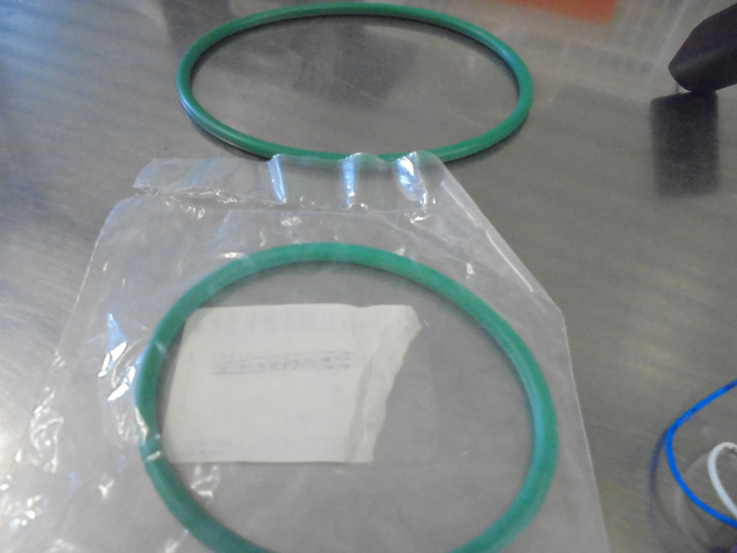 Holden VE Commodore Genuine Fuel Level Sensor Kit And Seal New Part