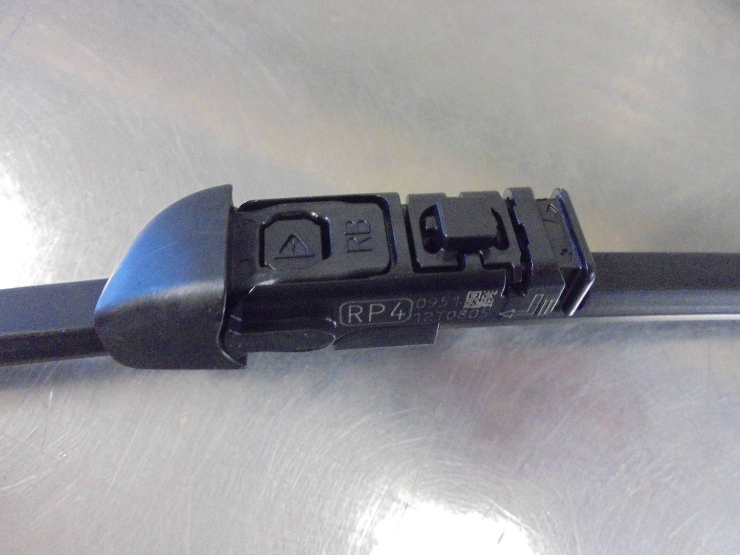 Subaru Genuine 400 Flat Right Hand Front New Part