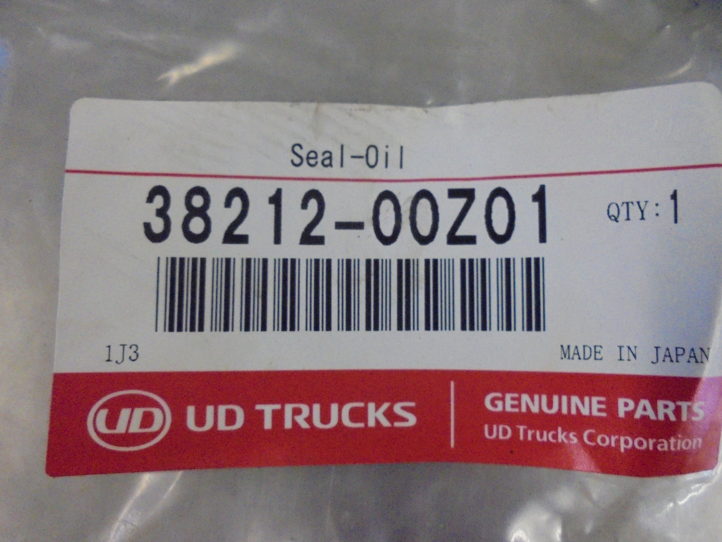 UD-Hino-Nissan Genuine Rear Wheel Hub Seal 74X56/162X17.5/22 New Part