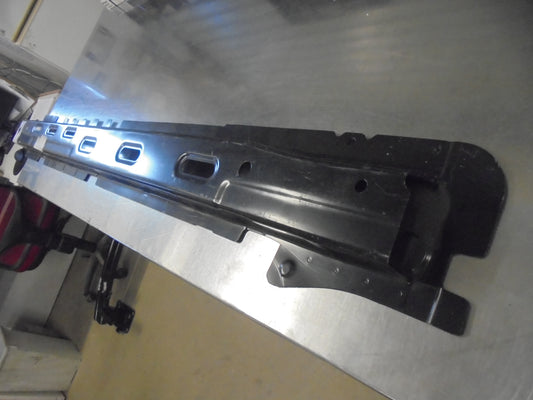 Nissan X-Trail T31 Genuine Left Hand Side Body Panel Reinforcement New Part