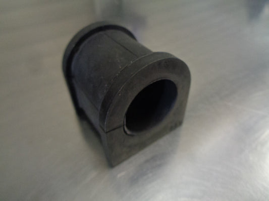 Mitsubishi Triton Genuine Front Sway Bar Bushing New Part