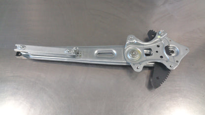 Holden Colorado Genuine Front Lefthand Electric Glass Machine New Part