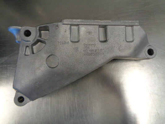 VW T5 Transporter Genuine 2.0 TDI Engine Mount Hoist Bracket New Part