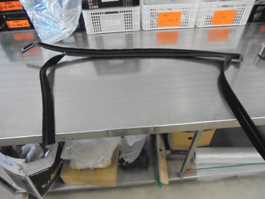 Holden Cruze Genuine Drivers Front Upper Weatherstrip New Part