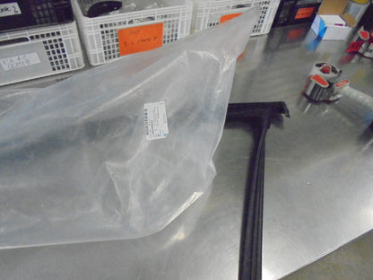 Holden Cruze Genuine Drivers Front Upper Weatherstrip New Part