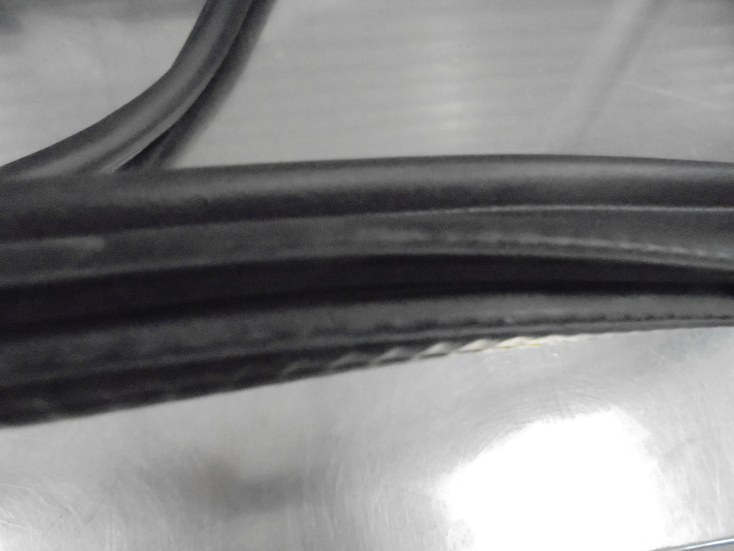Peugeot 308 Genuine Passenger Front Door Seal New Part