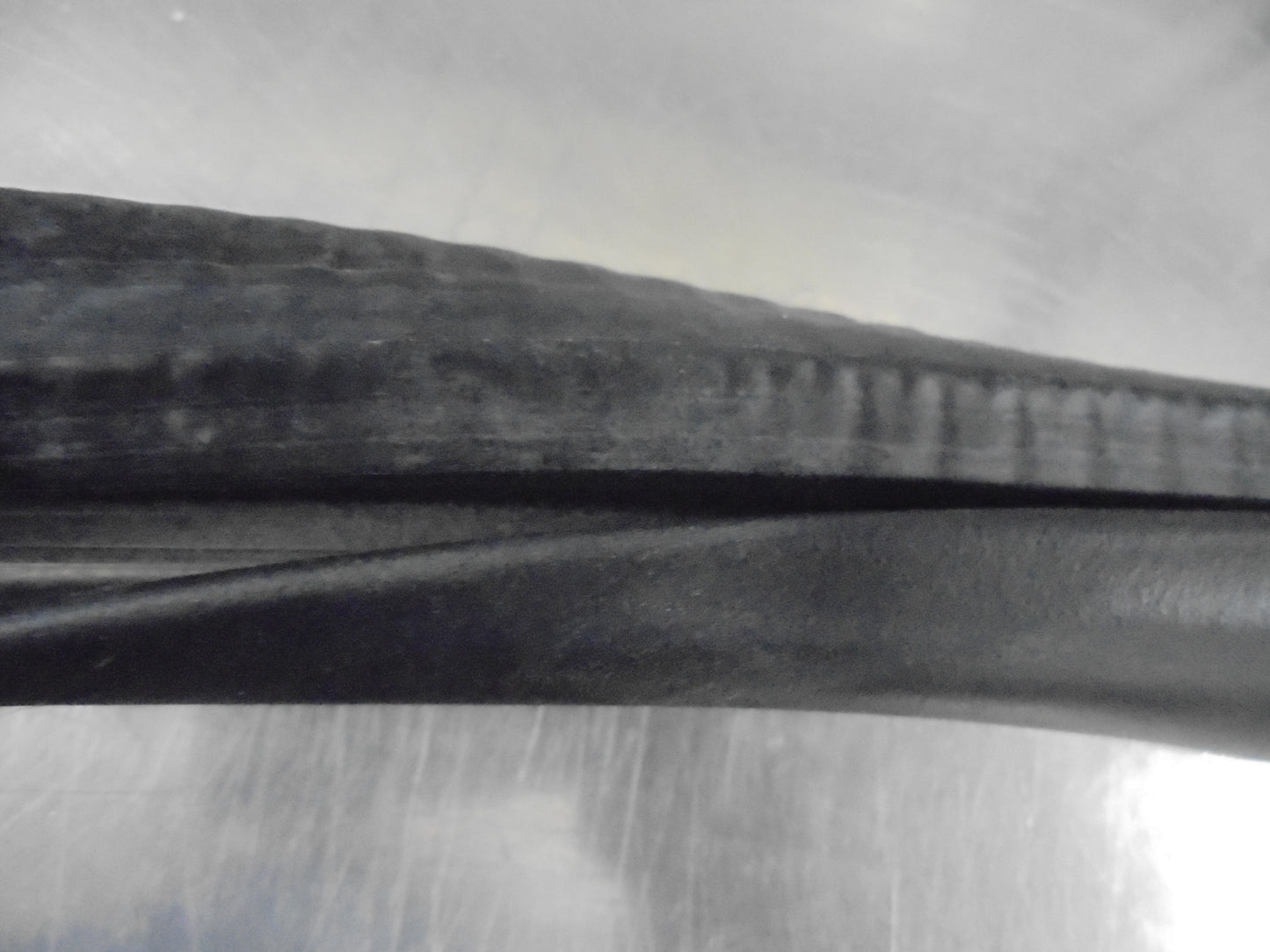 Peugeot 308 Genuine Passenger Front Door Seal New Part