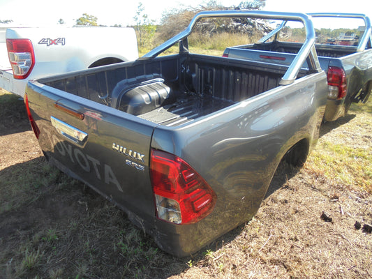 Toyota Hilux SR5 EXTRA Cab Tub 2015 Onwards New Part