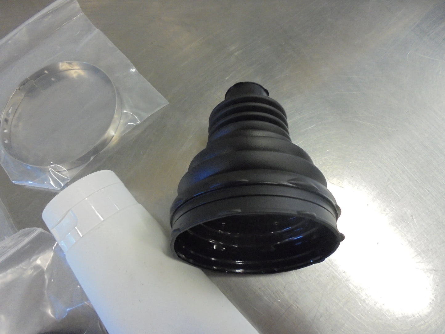 Holde Civic Genuine Inboard Boot Set 1 Side Only New Part
