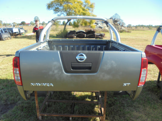 Nissan Navara ST dual cab tub Dark Grey in colour with alloy roll bar