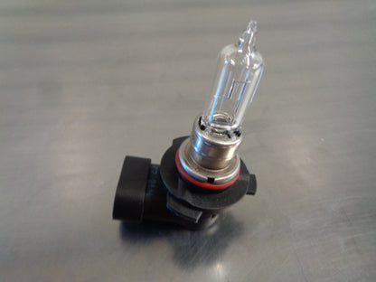 Toyota Camry Genuine 12V 65W Headlight Bulb New Part