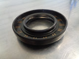 Toyota Various Models Genuine Front Right Hand Drive Shaft Oil Seal New Part