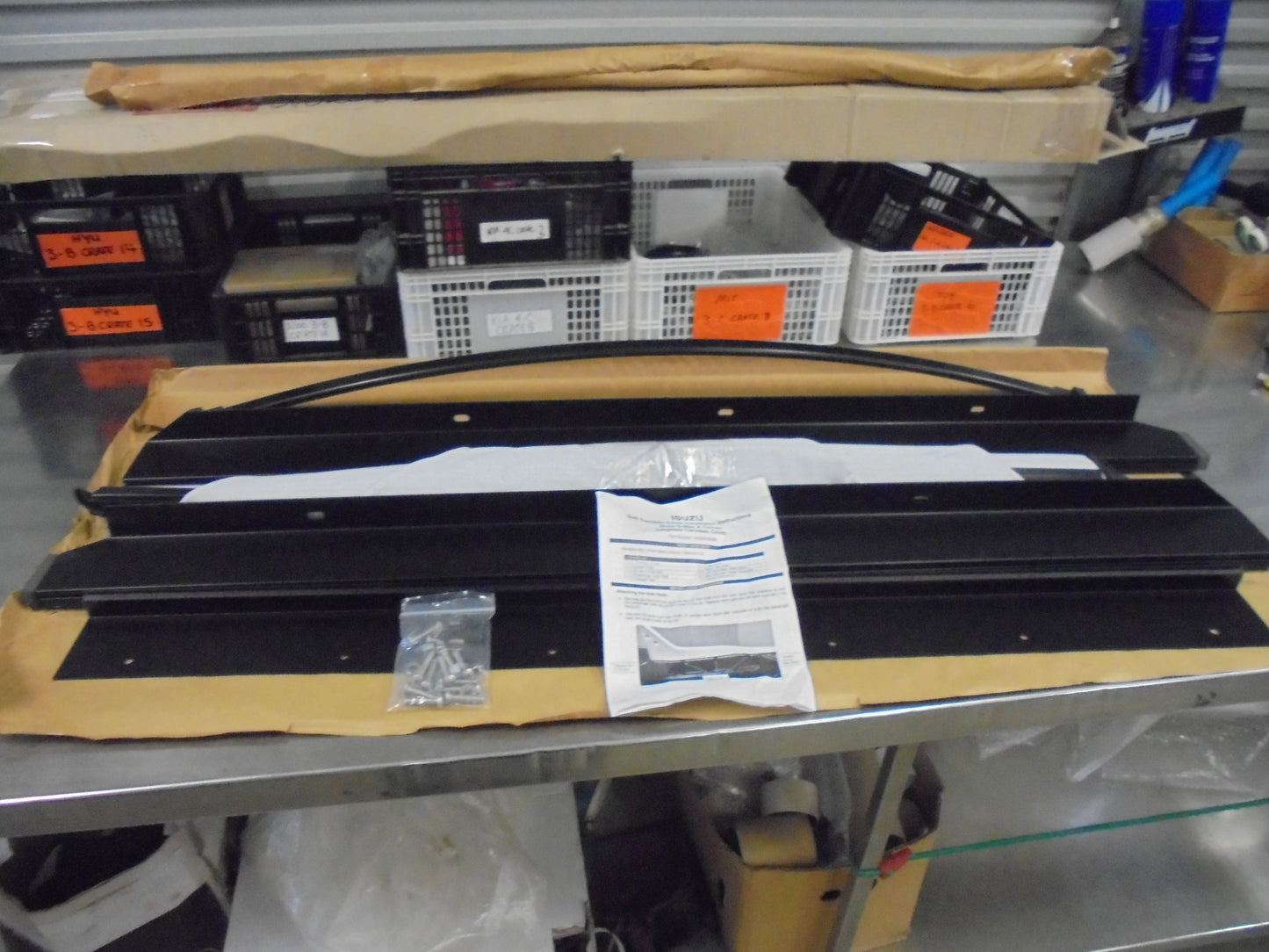 Isuzu D-Max X-Terrain Genuine Soft Tonneau Kit Loopless New Part