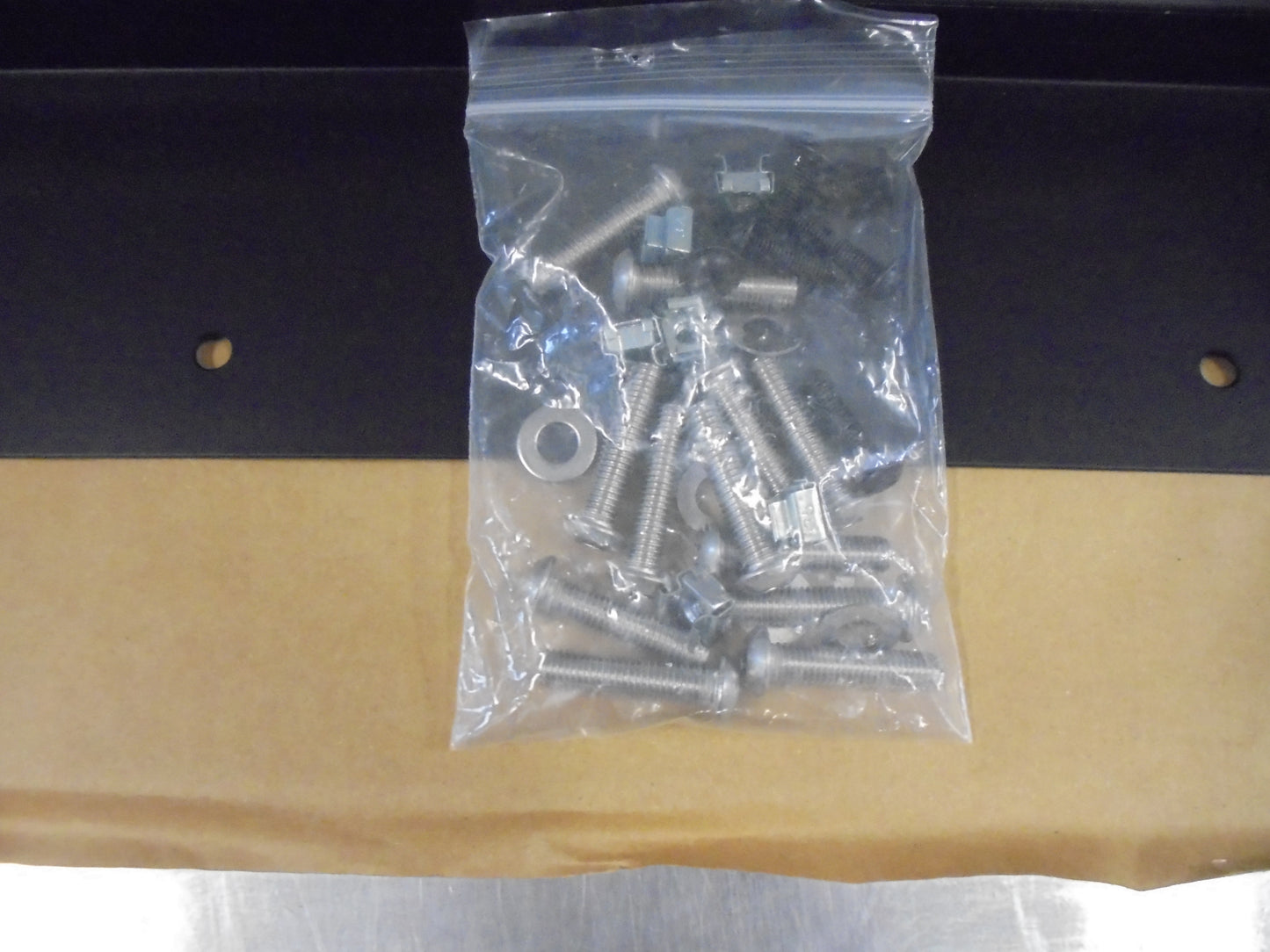 Isuzu D-Max X-Terrain Genuine Soft Tonneau Kit Loopless New Part