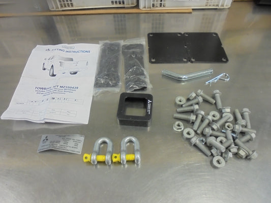 Mitsubishi MQ Triton Genuine Tow Bar Fitting Kit With Rear Bumper New Part