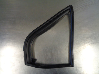 Holden Epica Genuine Right Hand Rear Quarter Window Weatherstrip New Part