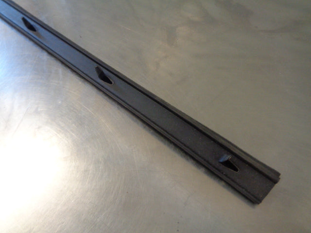 Holden RG Colorado Genuine Left Hand Front Door Seal Strip New Part