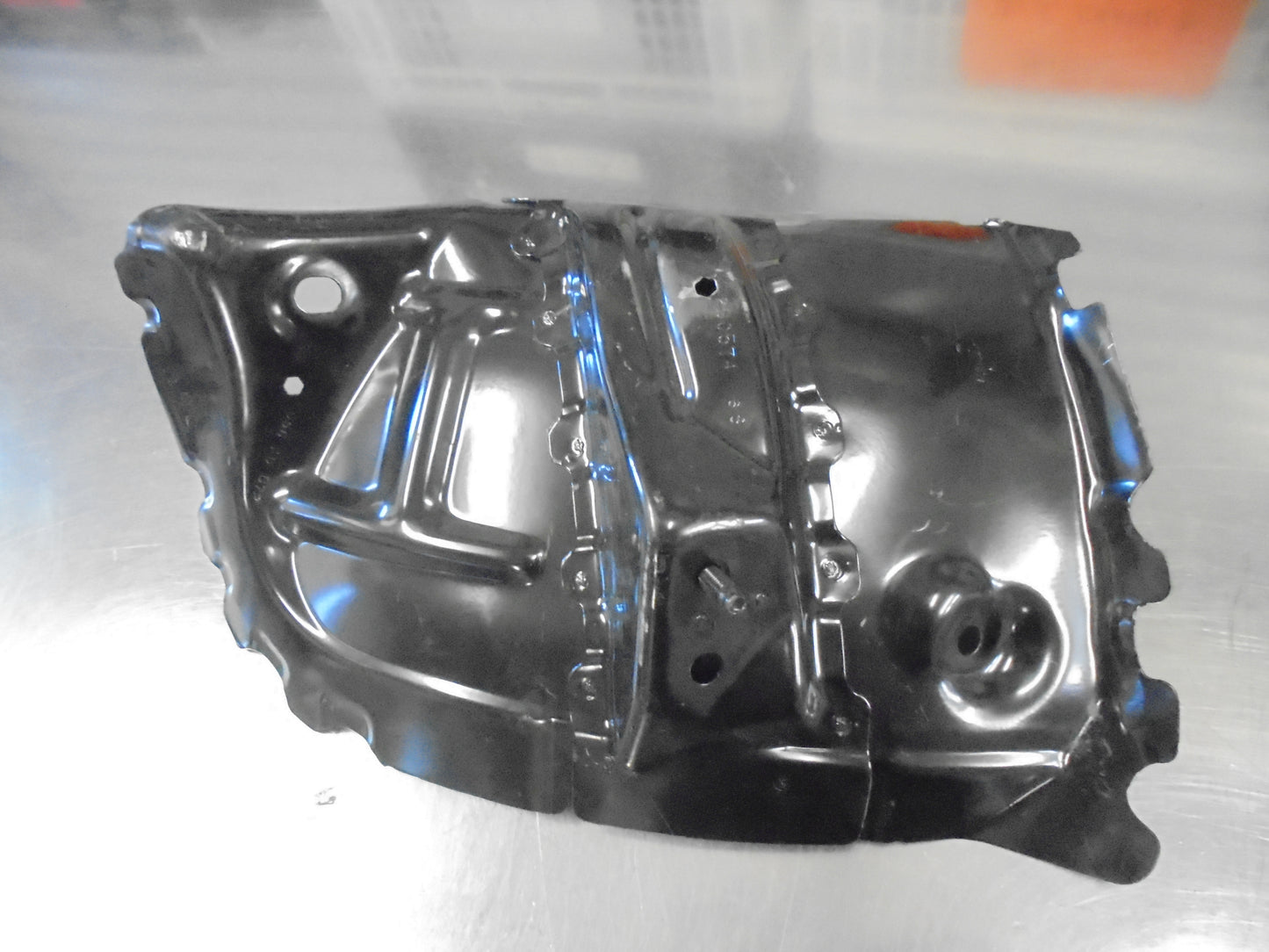 Holden Equinox Genuine Front Drivers Side Wheelhouse Front Panel New Part