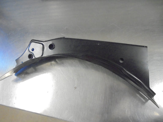 Holden Cruze-Volt Genuine Hand Front Drivers Side Wheel House Panel Brace New Part