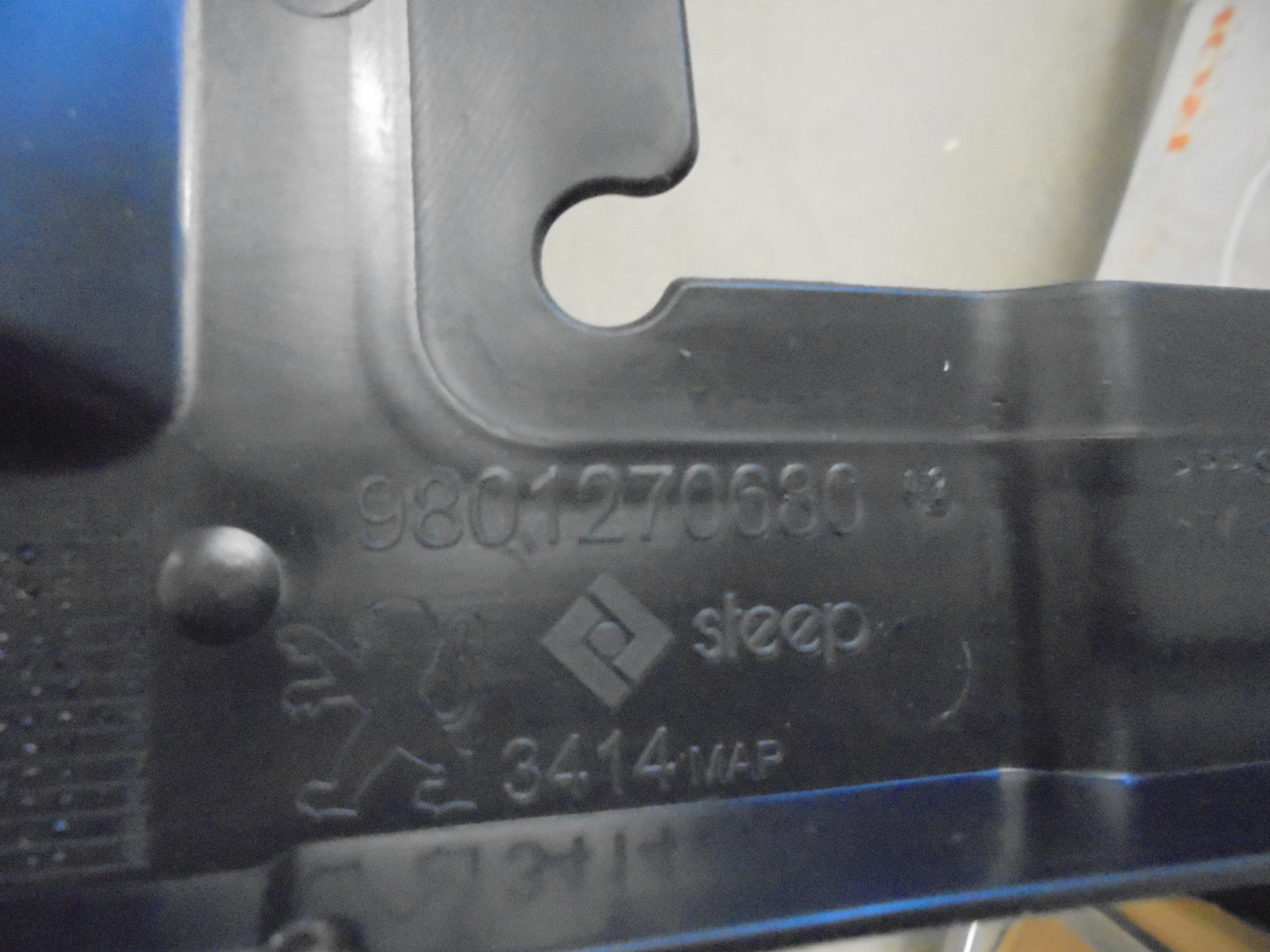Peugeot 308 Genuine Right Hand Side Protector Weather New Part
