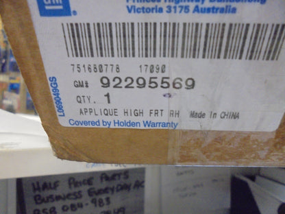 Holden VF/WN Commodore Statesman Genuine Right Hand Front Door Trim Panel ASM New Part
