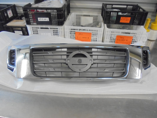 Nissan Navara D23 NP300 Genuine Chrome Front Grille New Part