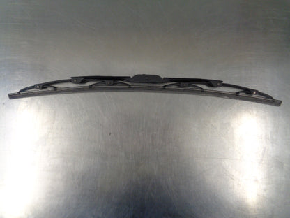 Holden Epica Genuine Left Hand Front Wiper Blade Arm New Part