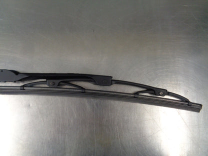 Holden Epica Genuine Left Hand Front Wiper Blade Arm New Part