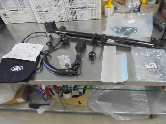 Land Rover Evoque Genuine Tow Bar Kit No1 New Part