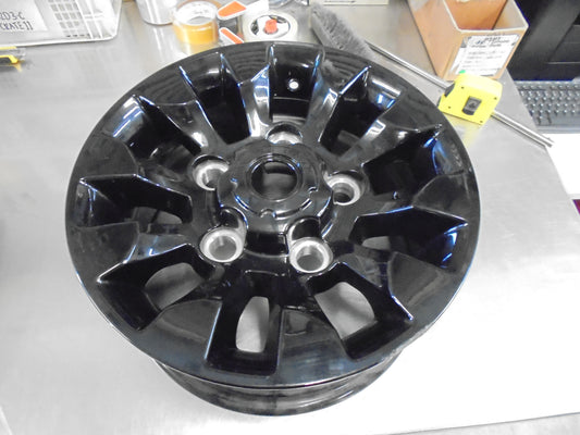 Land Rover Defender Genuine Saw Tooth Alloy Wheel With Repairable DMG Used Part
