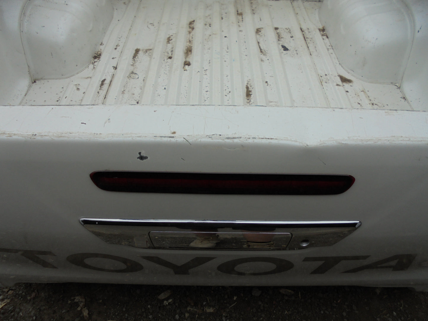 Toyota Hilux SR5 Dual Cab Geunine Tub Assembly Used Part